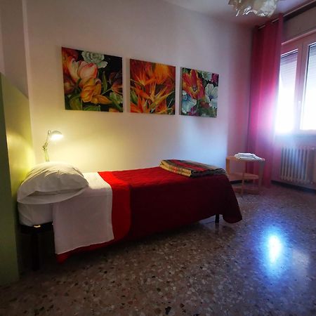 Affittacamere Room Ospedale Maggiore パルマ エクステリア 写真