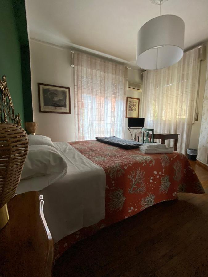 Affittacamere Room Ospedale Maggiore パルマ エクステリア 写真