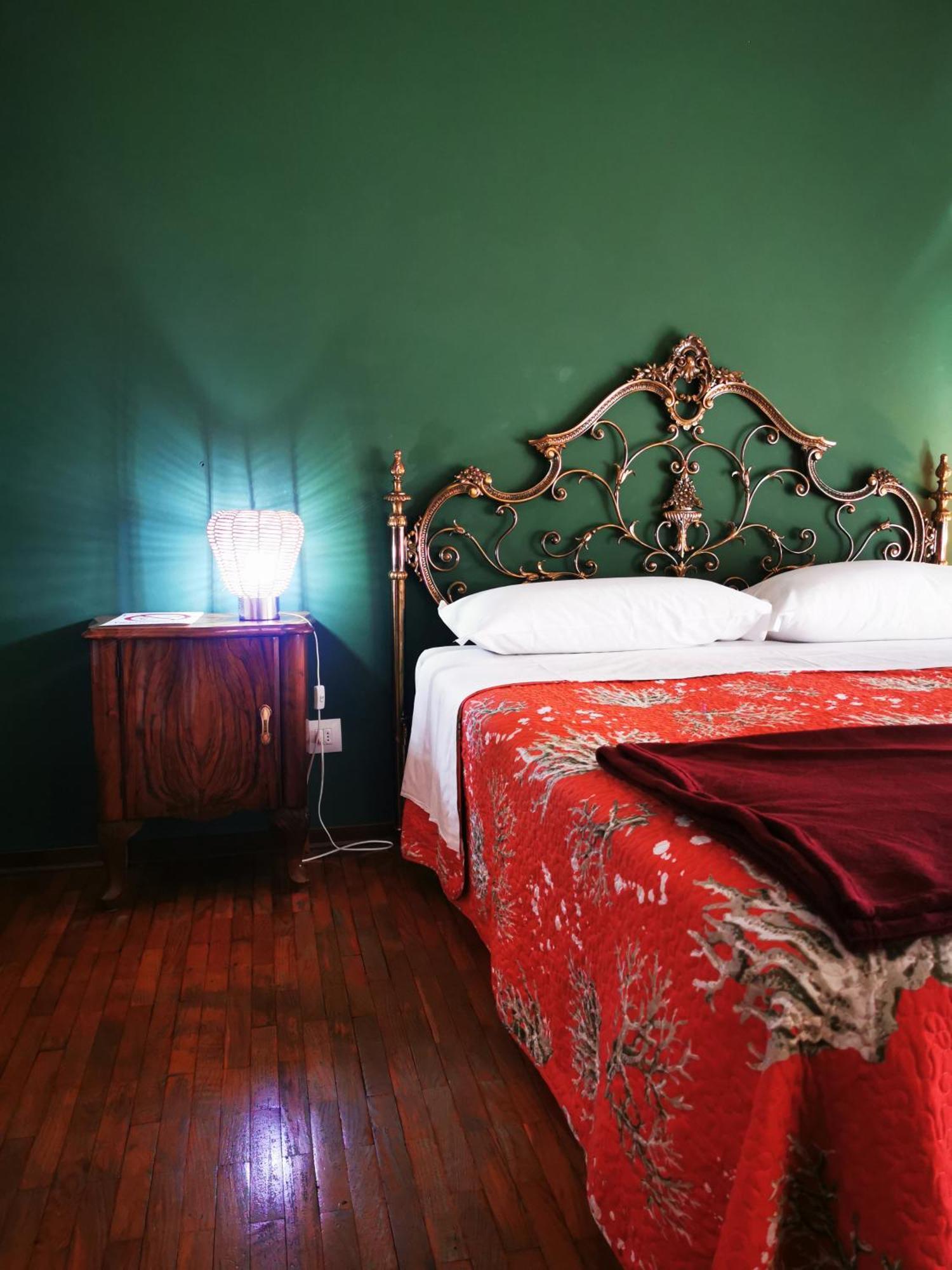 Affittacamere Room Ospedale Maggiore パルマ エクステリア 写真